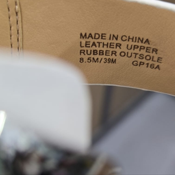 Sandale MK pour femme en excellente état - Picture 2 of 5